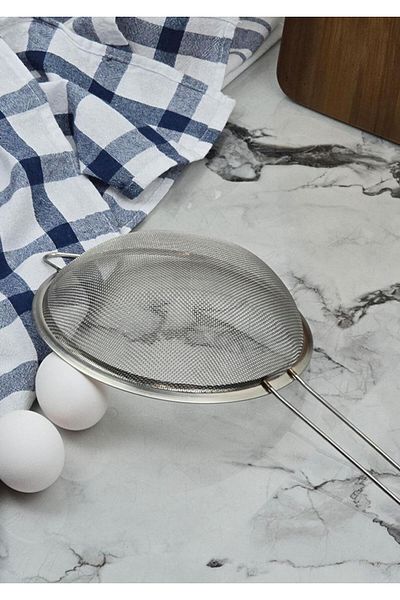 HomeTarz Stainless Kitchen Strainer - Vegetable Pasta Strainer - 18 cm