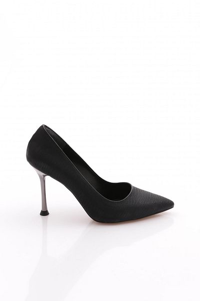 DGN Women's Heeled Shoes Black Patterned 2623561211810262322