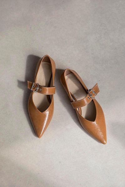 STRASWANS Dynamic Women's Belt - Wrinkled Leather Ballerinas Camel