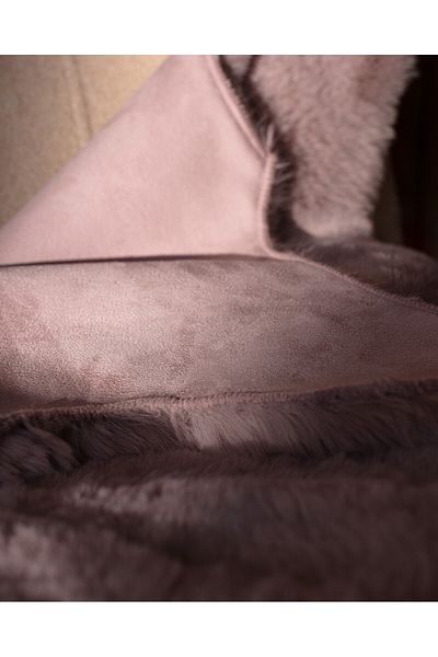 Madame Coco Armend Post - Pulver - 60x90 cm