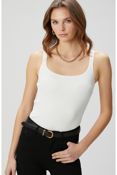 Network Kırık Beyaz Triko Atlet