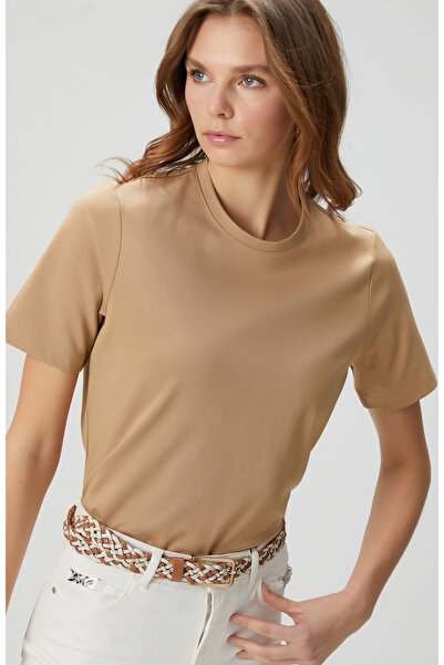 Network Camel Basic T-shirt