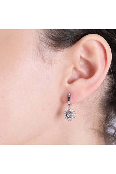 Lial Diamond 0.1 Karat Pırlanta Küpe, Mücevher Sertifikalı