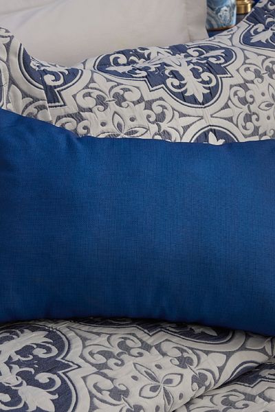 Karaca Home Rosario Tasseled Padded Throw Pillow 35X50 cm Navy Blue