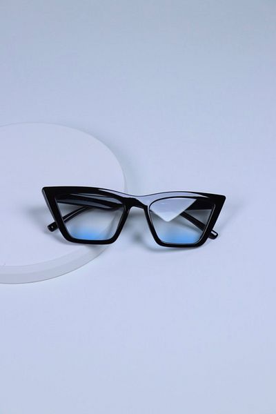 LOOKUP Uv400 Protection Unisex Sunglasses Cat Eye with Case and Wiping Cloth New with Seasons !