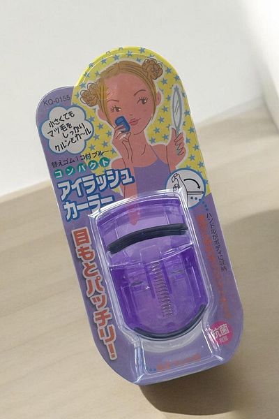 TAKIŞTIR Purple Color Eyelash Curler/ Eyelash Curling Apparatus