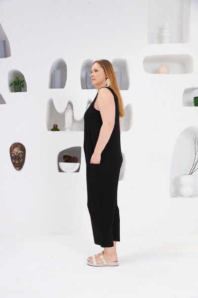 RMG Large Size Jumpsuit with Pocket Detail Black