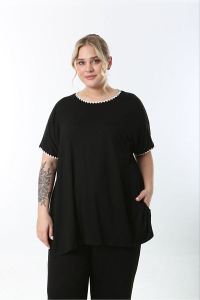 Butik Nilyam Women's Large Size Black T-Shirt 24736 Detail Flexible Collar Knit Crew Neck
