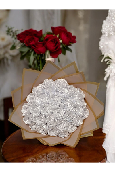 Miel De Secret Dekoratif Saten Kurdele Solmayan Özel Hediye 30'lu Gül Çiçek  İsteme Buketi
