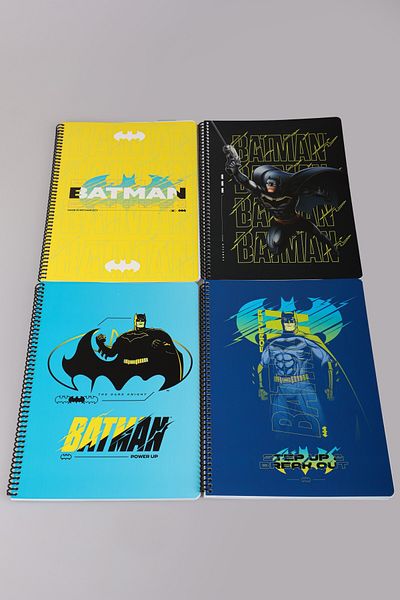 Batman مجموعة مدرسة باتمان المرخصة مقاس A4 مكونة من 80 ورقة ودفترين مسطرين