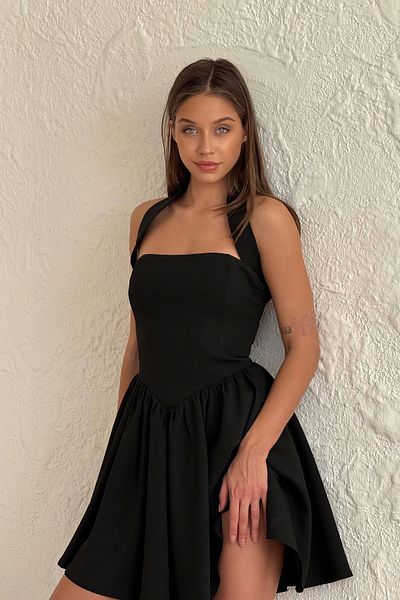 Pissos Mini Contour Halter for Course Party and Graduation