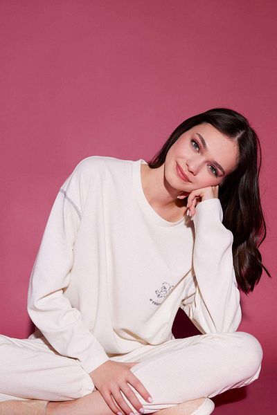 DeFacto Fall In Love Velur-Pyjama-Set mit langen Ärmeln für den Valentinstag – langer Pyjama-Boden mit dehnbarer Taille
