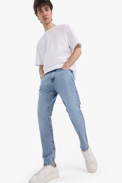 DeFacto 100 % Baumwolle, 90er-Jahre-Slim-Fit-Jeans mit schmaler Passform, hoher Taille und schmalem Bein, schneewaschbar, F0161ax25sp