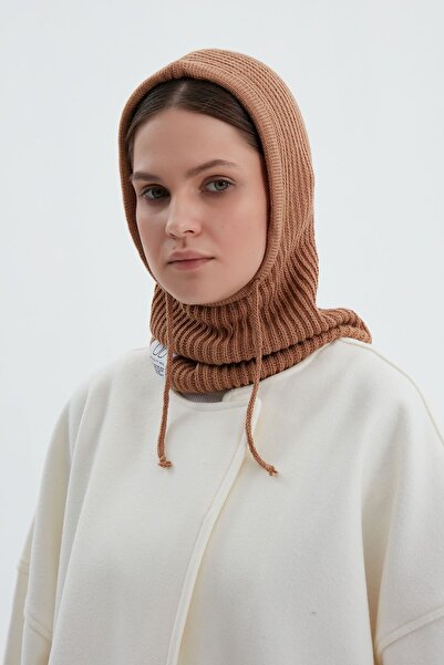 Birgül Bektaş Камел Балаклава з трикотажною в'язкою