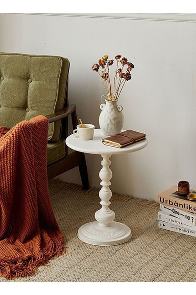sharpdo Vintage Style Sofa Side Table, Light Luxury Style Coffee Table for Serving Guests