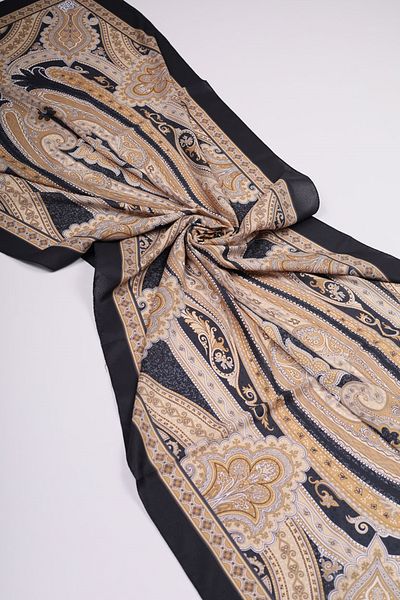 Levidor Patterned Love Shawl - Pattern-04 - Color-15