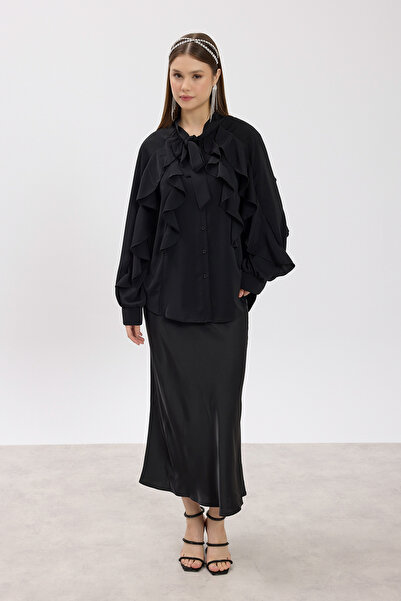 Birgül Bektaş Black Flounce Detailed Shirt