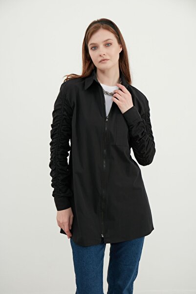 Birgül Bektaş Чорна сорочка з блискавкою