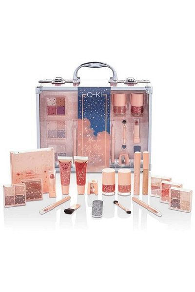 Sunkissed Sada machiaj, Sunkissed, Q-KI You Are a Star Vanity Dárková sada, 19 produktů