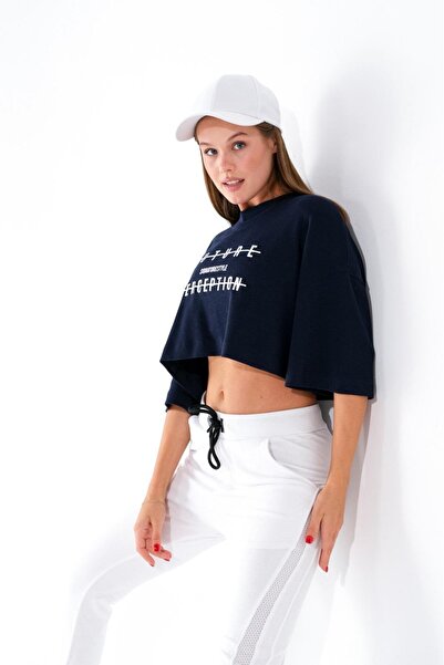 Signature Style 724106_Жіноча футболка Dance - Oversize, широкий крій, низькі...