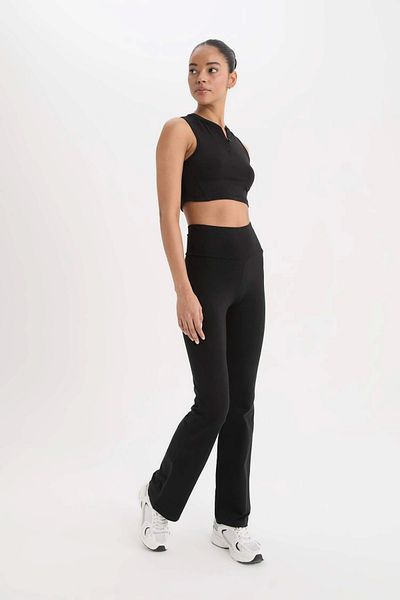 DeFacto C5275 Μαύρο DeFactoFit Flare Fit που αγκαλιάζει τη μέση Ισπανικό πόδι Τυπικό μήκος αθλητικό παντελόνι