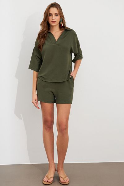 Cool & Sexy Women's Green Aerobin Shorts Suit Q1005