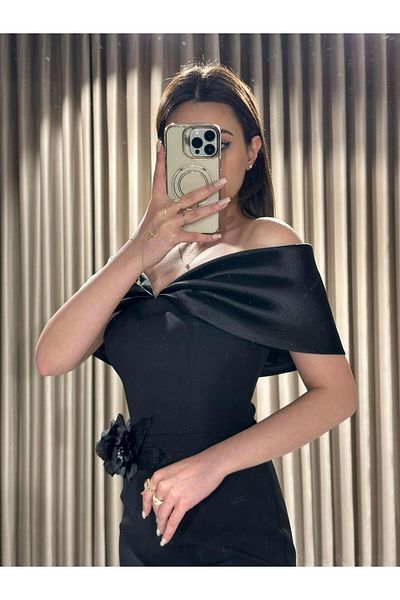 Kaleiçi Yıldızlar Black Front Flower Detail Midi Length Crepe Fabric Evening Dress En5244