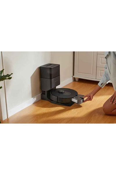 Roborock Roborock Q5 MAX+ Black Vacuum Cleaner
