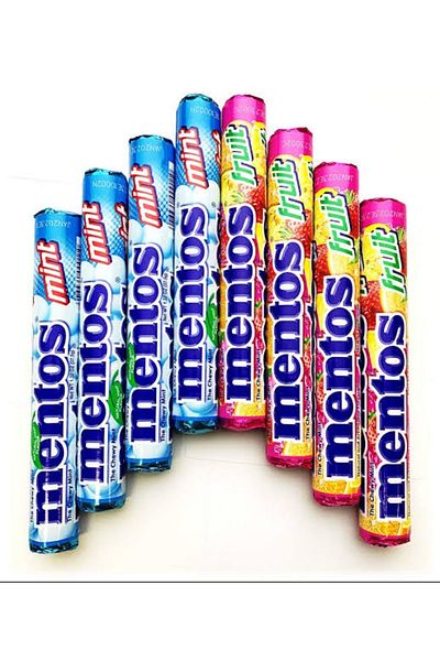Mentos عصا حلوى دراجي × 4 قطع نعناع و 4 قطع قوس قزح
