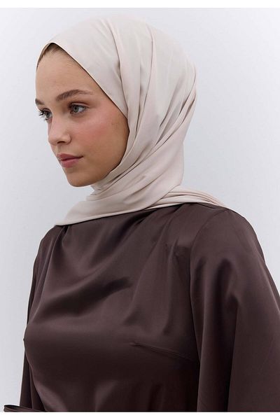Fresh Silky Elegance Beige Shawl
