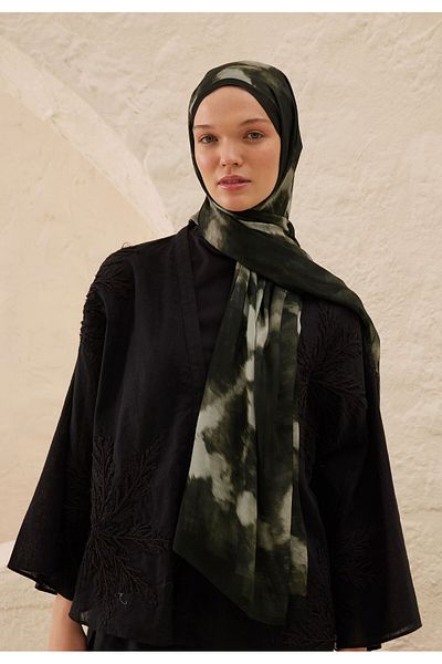 Fresh Anthracite Colored Tie-Dye Patterned Ram Shawl