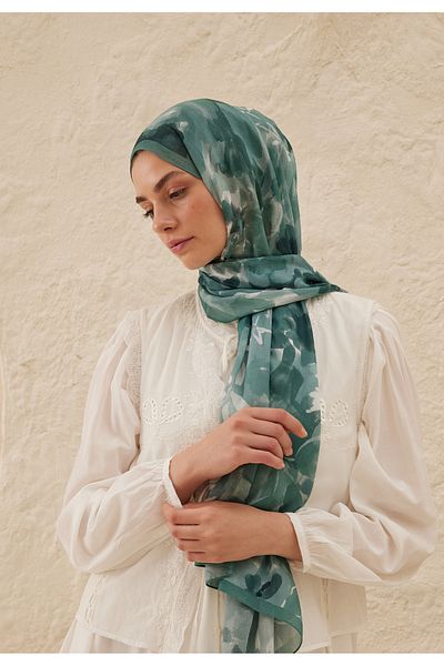 Fresh Lizzzy Patterned Ram Shawl - Ocean Model