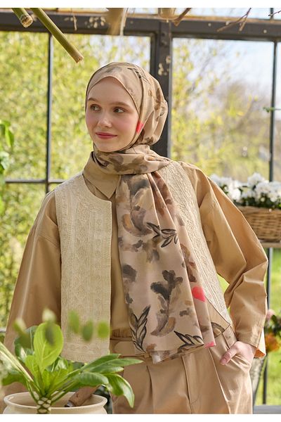 Fresh Pink Isla Patterned Shawl