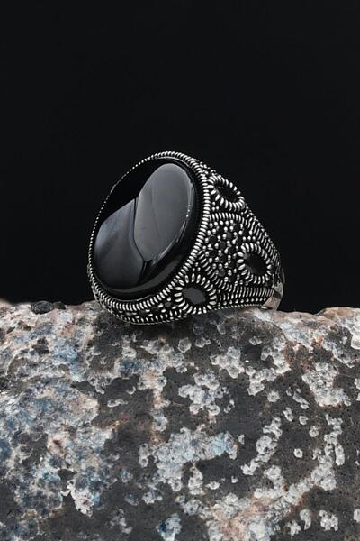 Prestige Oniks Taşlı 925 Ayar Gümüş Erkek Yüzüğü Zirkon Taş Süslemeli 901624