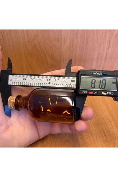 junibeliw 50ml Empty Amber Bottle Glass Bottle with Cork Stopper Decorative Fragrance Bottle Mini Vase (Piece Options)