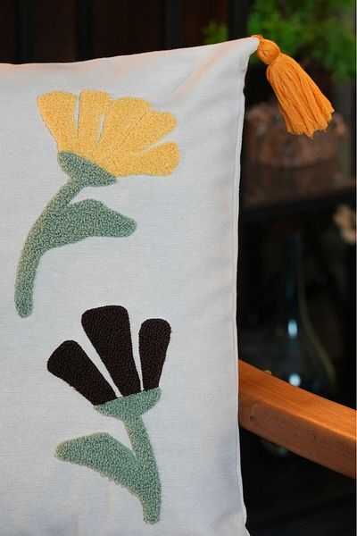 dekomall home & living Tasseled Punch Embroidered Throw Pillow Cover 43X43 cm