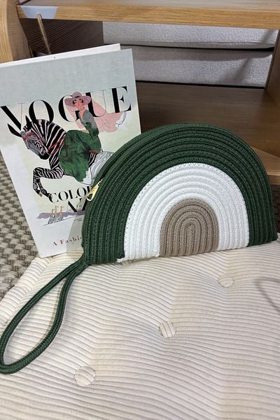 MaVaux Веганска чанта с цип от сламена юта Moss