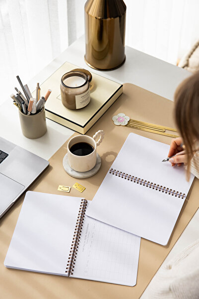 PAPERORA A5 Spiralli Karton Kapak 2’li Set Düz Çizgisiz Okul Defteri 80 yaprak, Ders Programlı Kiraz