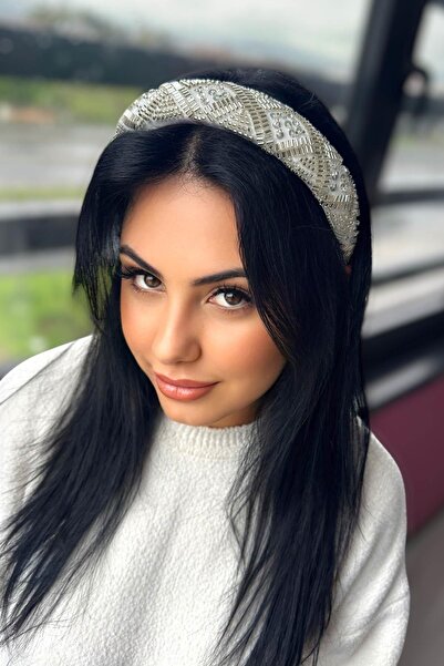 TAKIŞTIR Бяла кристална корона с детайли