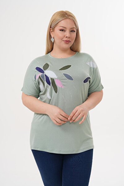 Siyezen Large Size Glittery Rhinestone Bat Sleeve Blouse