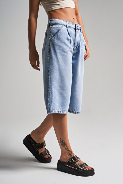 its basic Women's Denim Color 4S5-3 Maxi Size 100% Cotton Denim Bermuda Shorts