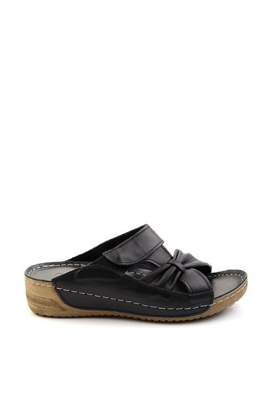 Bambi Black Leather Women's Slippers K 04331024303