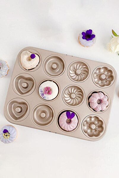 Chavin Carbon Steel 12 Li Flower Heart Shape Donut Cake Baking Mould Mt123