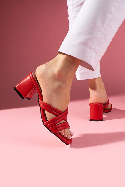 FUGA MODA Crossy Red Cross Piping Banded Heeled Slippers