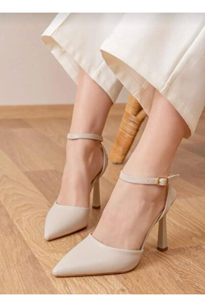 Bİ&CO Kadın Deri Arkası Babtlı Topuklu Ayakkbı