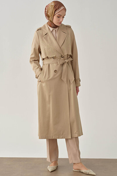 Tuğba Rüzgarlık Nakış Detaylı Trençkot - Taş