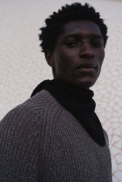 H&M سترة عادية بأكمام قصيرة