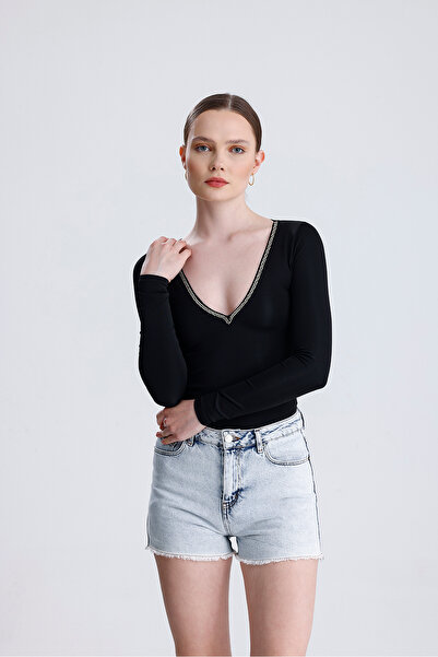 Sienza |   Bluză pentru femei cu decolteu în V adânc, cu detaliu de lanț - Bo...