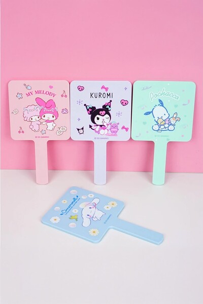 Miniso Sanrio Lisanslı Kare El Aynası