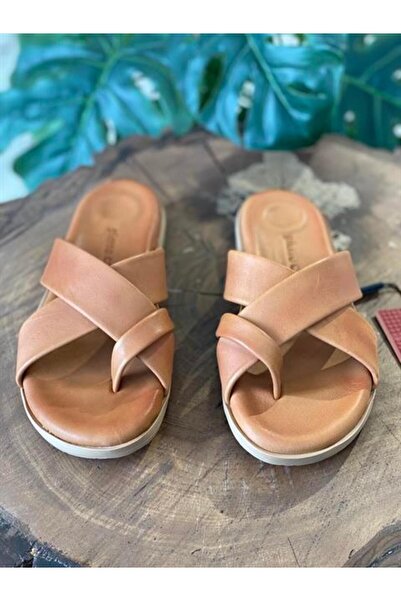 Pierre Cardin Flip Flops Tan Slippers Pc7107